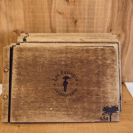 Отель Pasiegos Оснайо